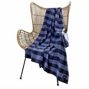 BLUE BUFFALO CHECK THROW BLANKET